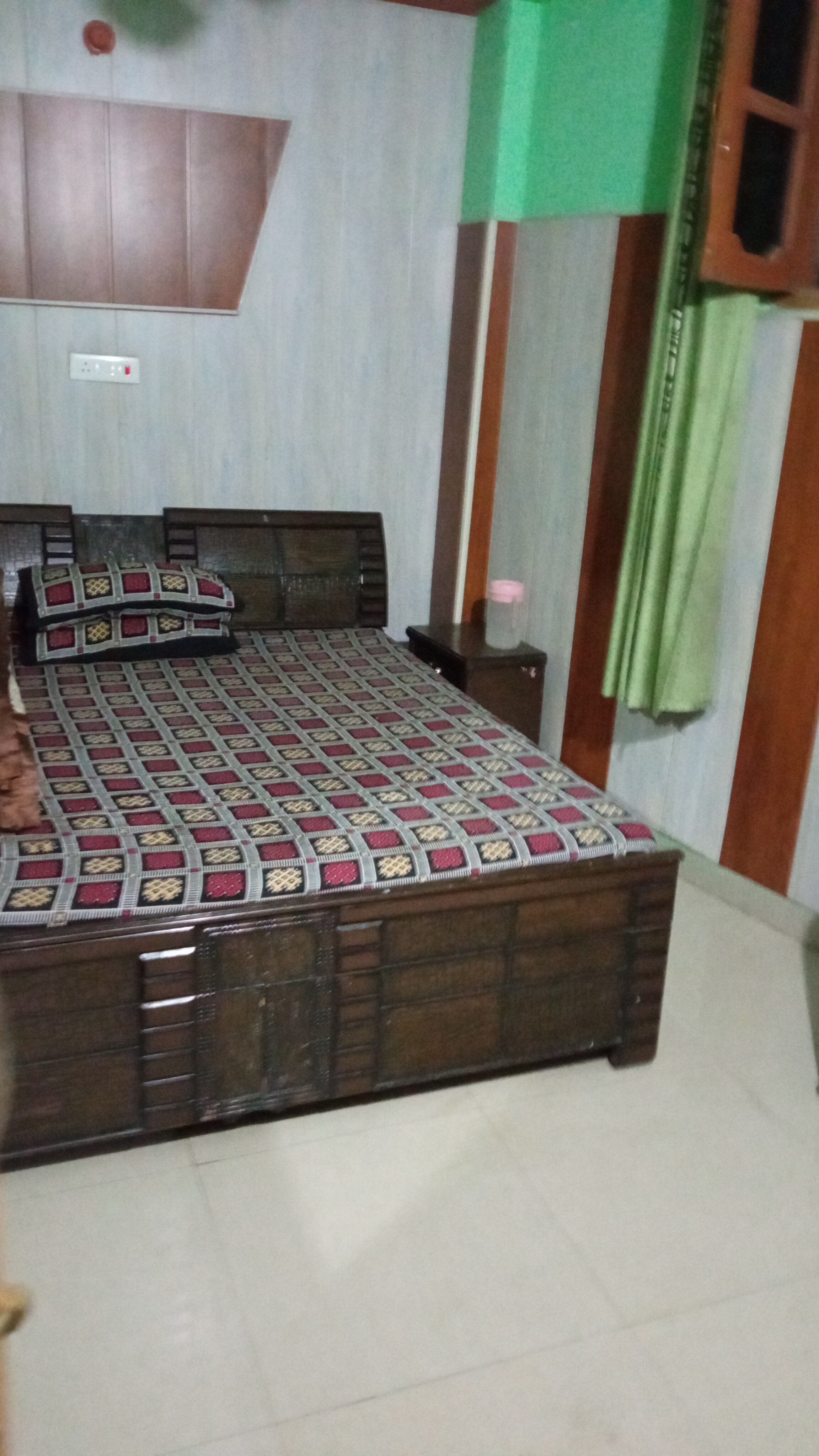Soni Home Stay - Tap to explore photos