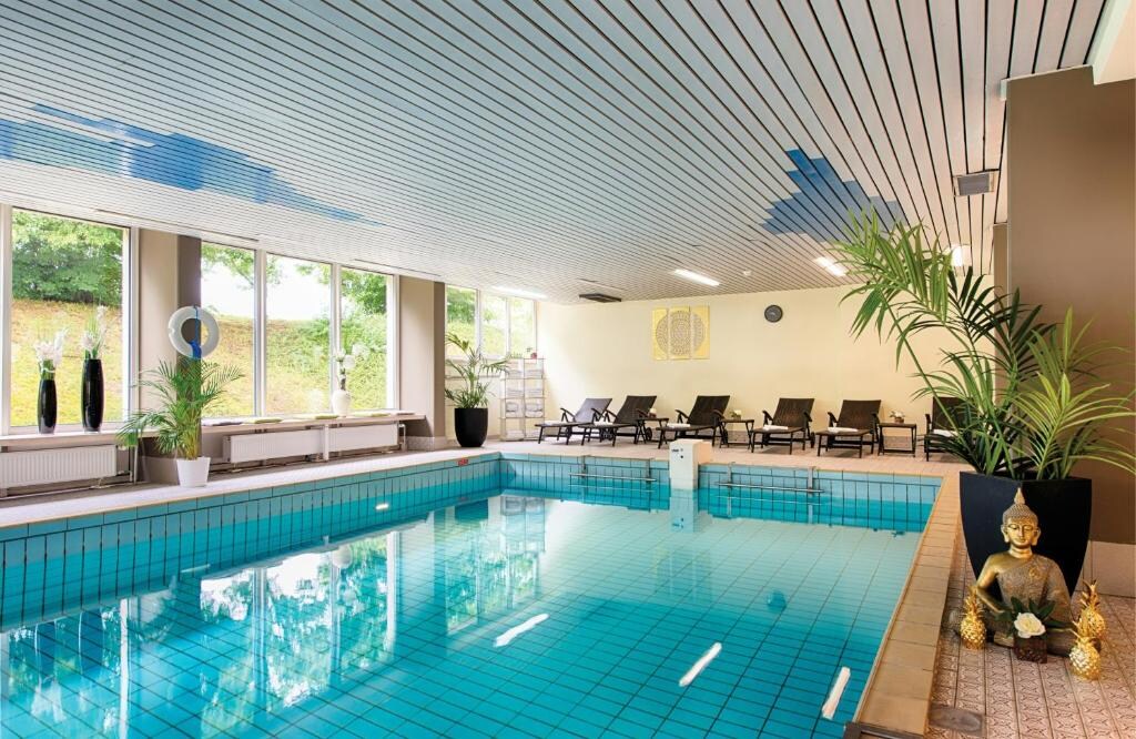 Leonardo Hotel Heidelberg-Walldorf - Tap to explore photos