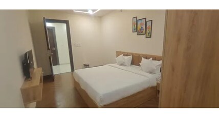 FabHotel Grand Shivaay Room Type - Deluxe Room