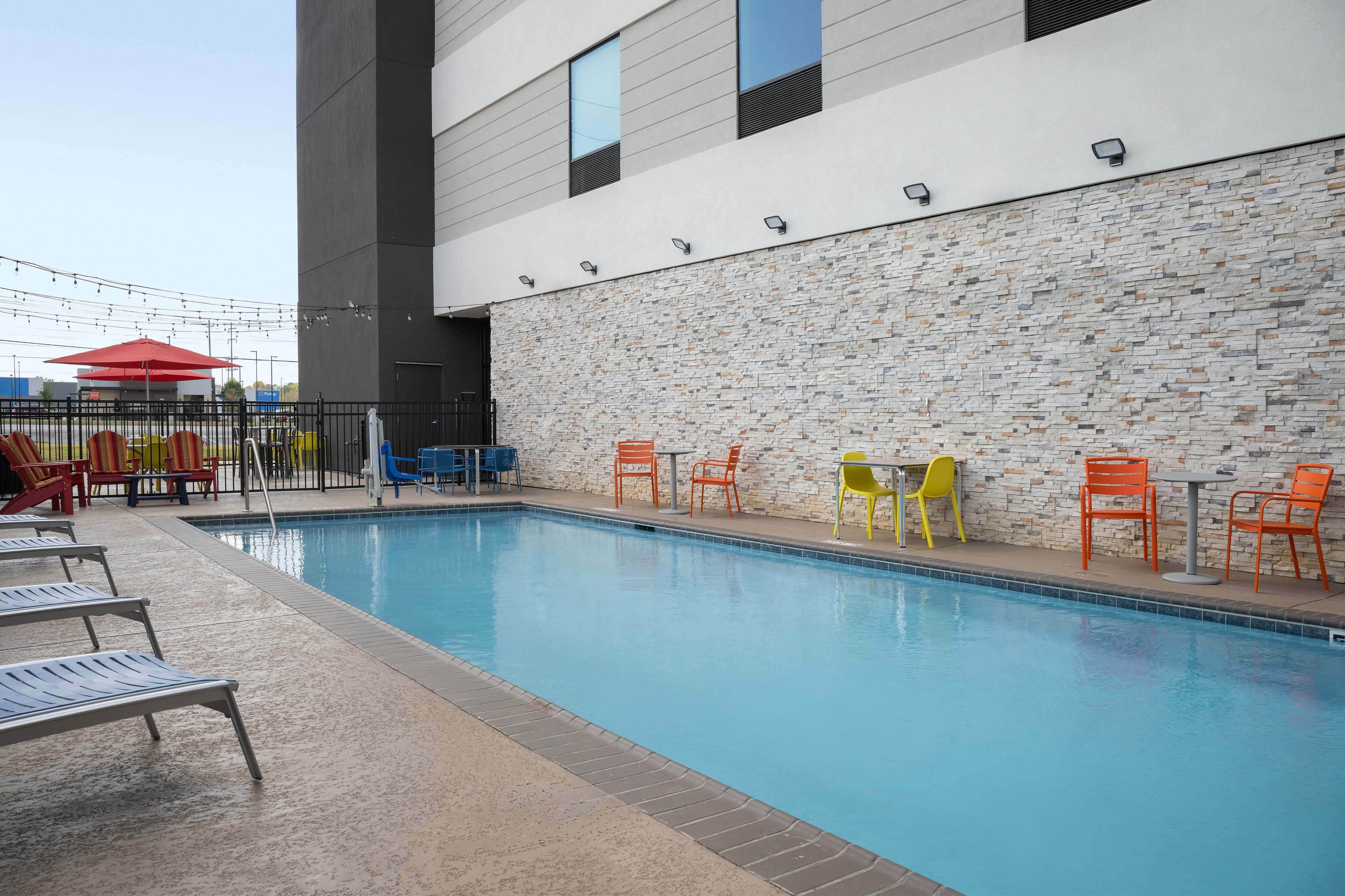 Home2 Suites by Hilton Cullman - Tap to explore photos
