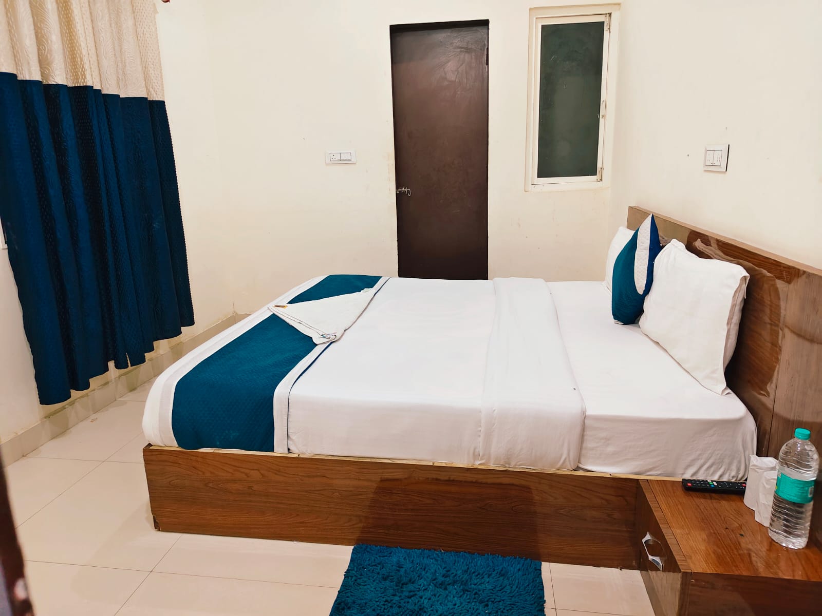 Radhe Shyam Resort Vrindavan - Tap to explore photos