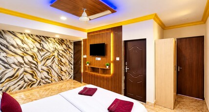 Poonam Grand Room Type - Super Deluxe Room