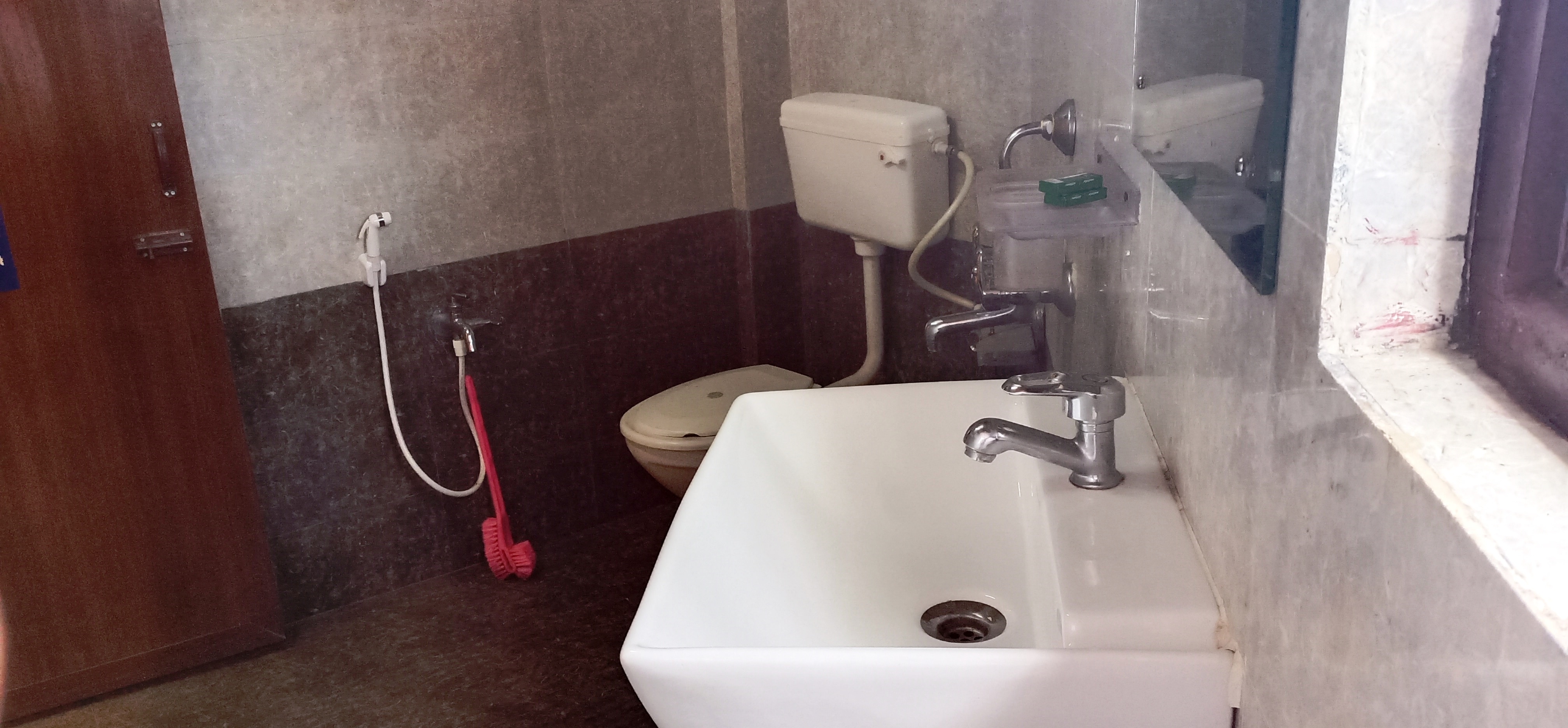 AASHIAANAA RESIDENCY INN - Tap to explore photos