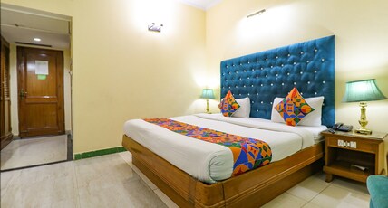 Hotel Conclave Executive Room Type - Deluxe Room