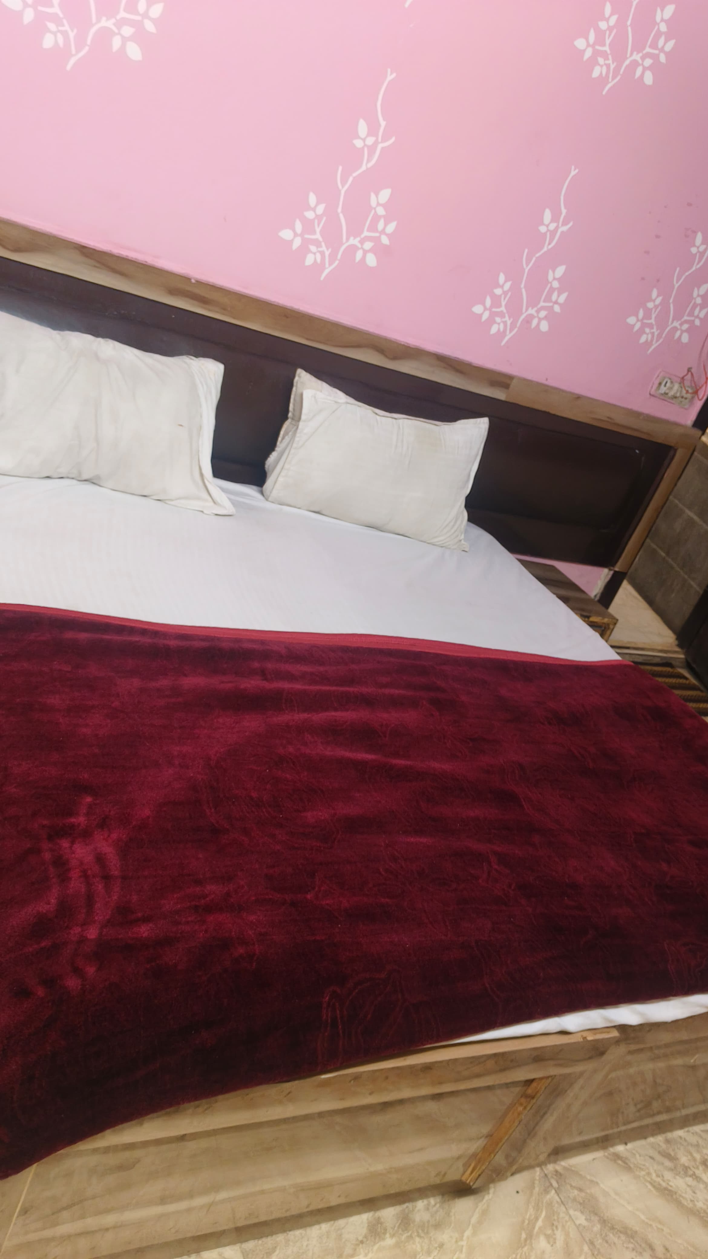 Travel Inn Delhi - Tap to explore photos