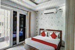Hotel O Royal Plaza