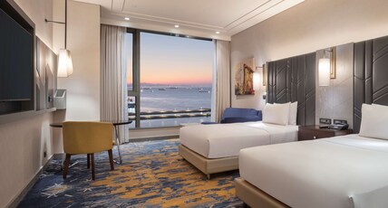 Hilton Istanbul Bakirkoy Room Type - TWIN DELUXE ROOM SEA VIEW