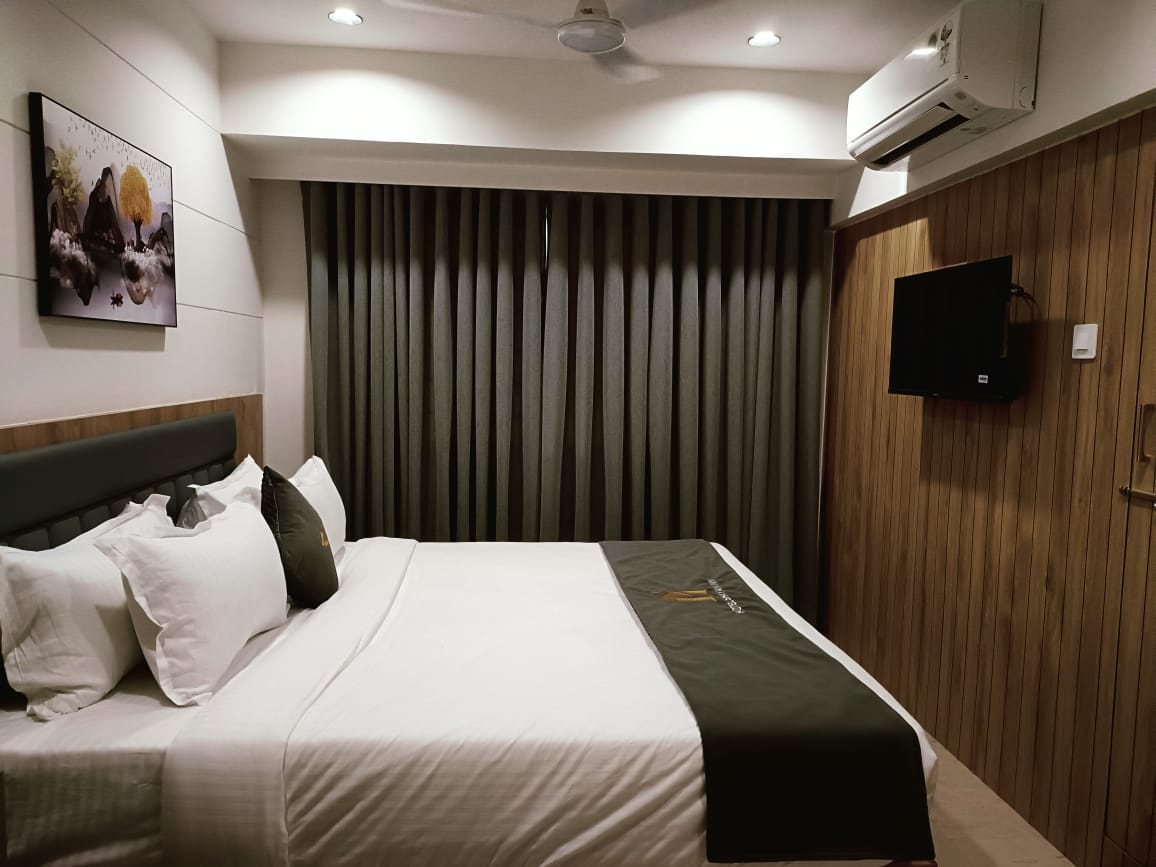 HOTEL SHAYAN INN - Tap to explore photos