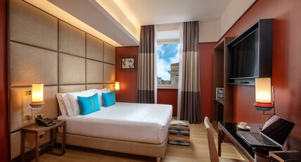 The Independent Hotel Room Type - Classic Room
