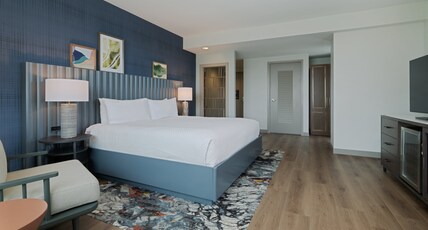 Hotel Indigo ASHEVILLE DOWNTOWN Room Type - 1 King Bed Premium