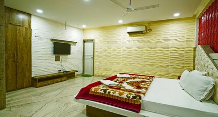 HOTEL PRASANT Room Type - Presidential Suite Room