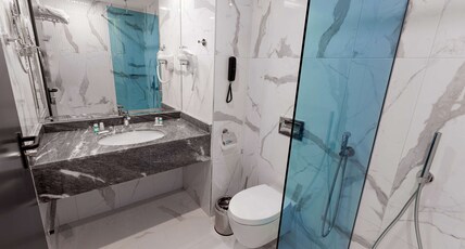 Best Western Plus Premium Inn Room Type - Suite-1 King 1 Double, Non-Smoking, Family Room, Two Bedrooms, Two Bathrooms, Wi-Fi, Coffee And Tea 