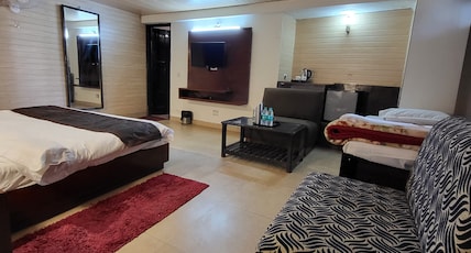 Hotel Paradise Continental @ Mall Road with Free Parking Room Type - SEMI FAMILY ROOM WITH NO VIEW NO WINDOW GROUND OR -1 FLOOR Hotel Paradise Continental @ Mall Road with Free Parking Room Type - SEMI FAMILY ROOM WITH NO VIEW NO WINDOW GROUND OR -1 FLOOR