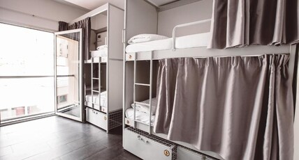 St Christophers Inn Barcelona Room Type - Bed in 12-Bed Dormitory Room with Shared Bathroom