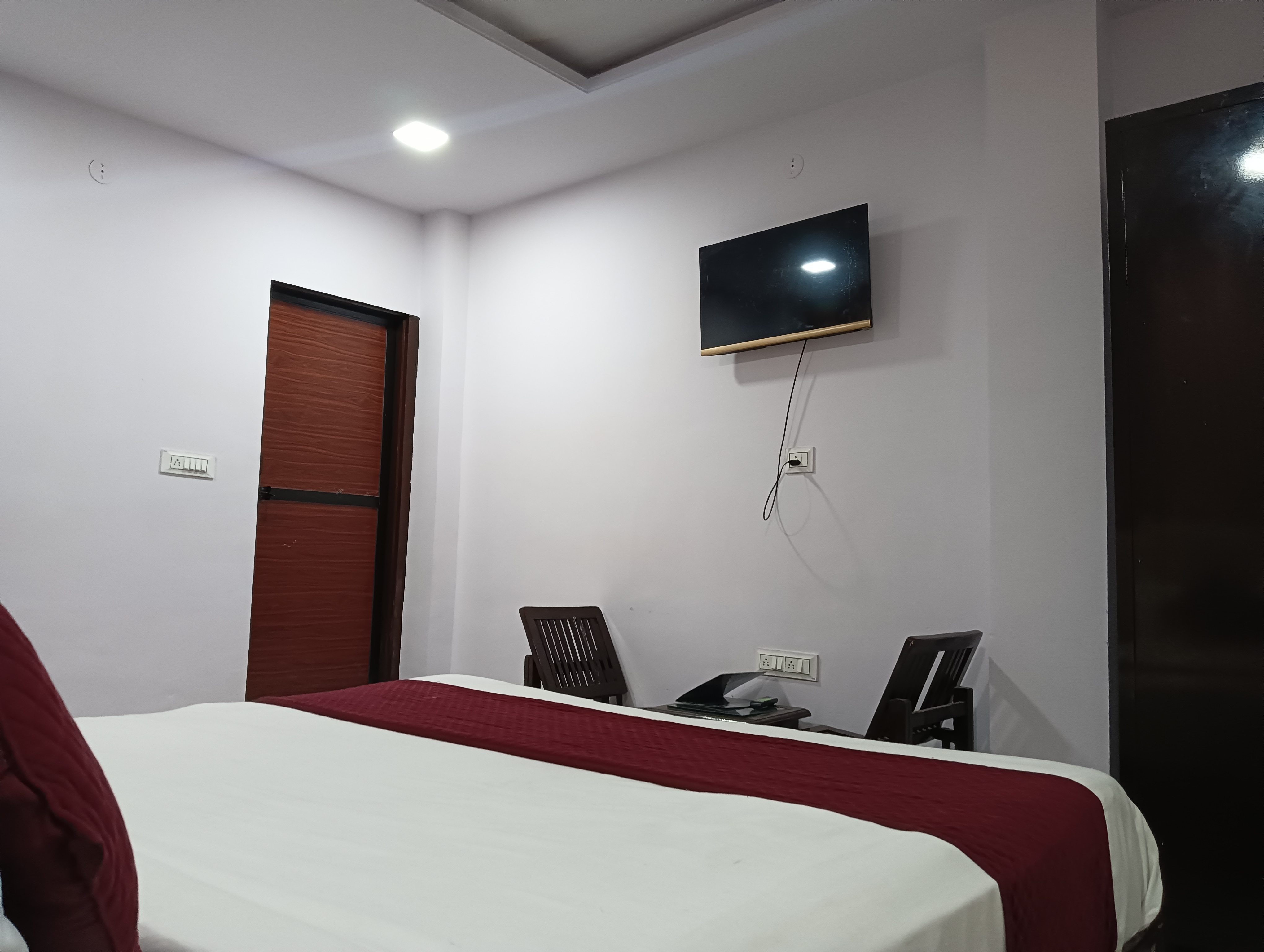 Hotel Aravali inn - Tap to explore photos