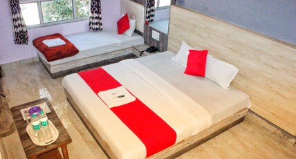 Hotel Shyam Darbar- Infront Jagatpita Shri Brahma Mandir Room Type - Superior Triple Room Hotel Shyam Darbar- Infront Jagatpita Shri Brahma Mandir Room Type - Superior Triple Room