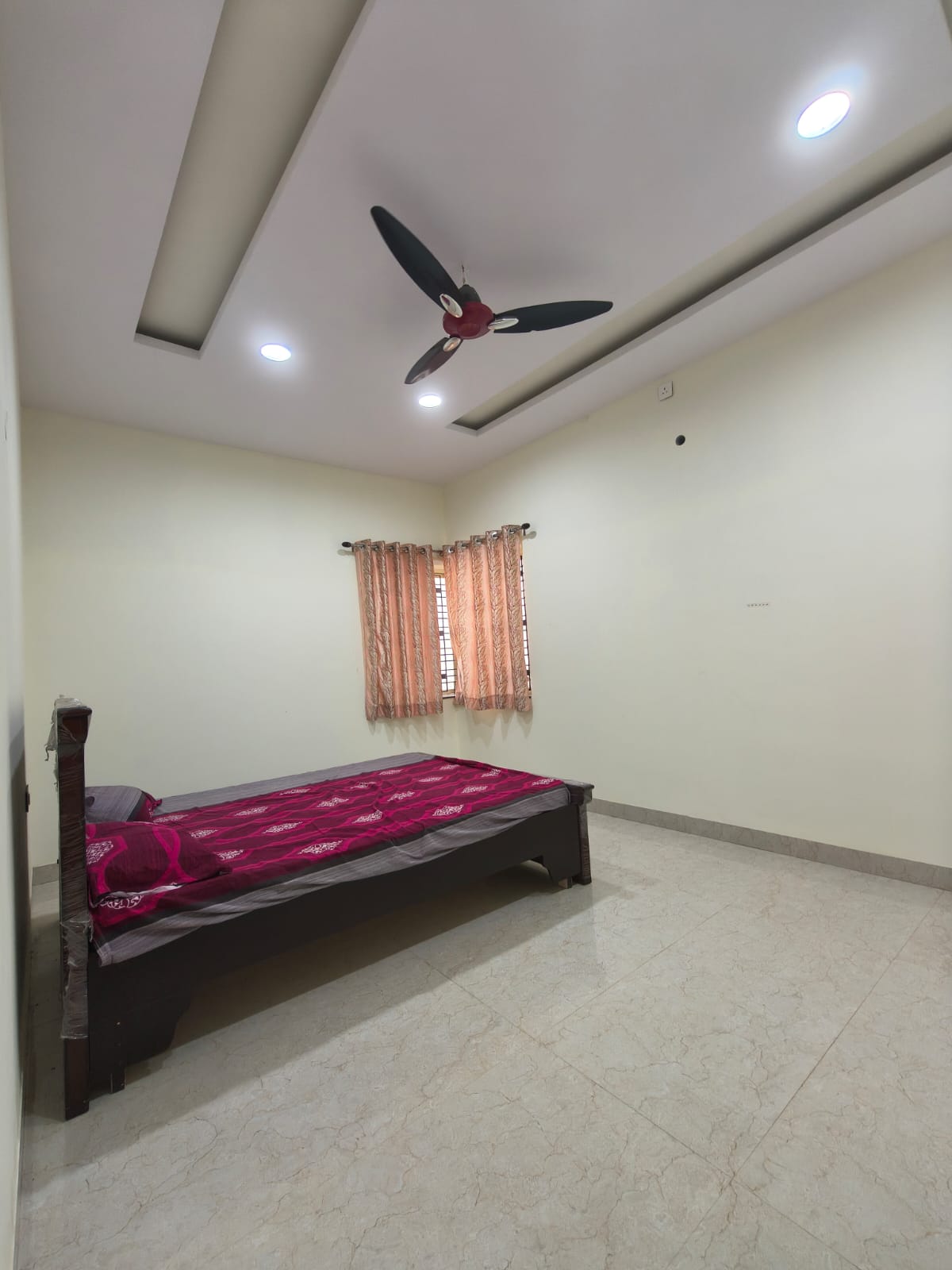 Krishna Yadav Homestay - Tap to explore photos
