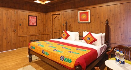 Ekta Houseboat by CheckIn, Statue of Unity Kevadia Room Type - Deluxe with Lake View