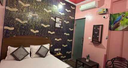 MSH HOTEL Room Type - DELUXE ROOM