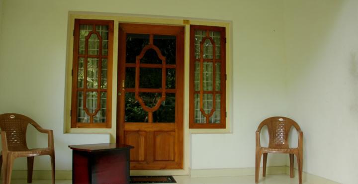 Bougainvilla Homestay - Tap to explore photos