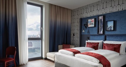 Hotel Indigo Berlin East Side Gallery Room Type - 1 Queen Standard East Side Gallery View Hotel Indigo Berlin East Side Gallery Room Type - 1 Queen Standard East Side Gallery View
