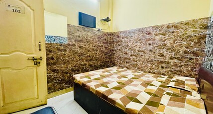 Hotel GS Palace Lucknow Room Type - Superior NonAC Room Hotel GS Palace Lucknow Room Type - Superior NonAC Room