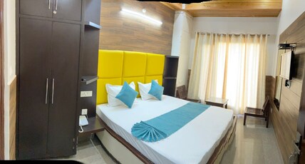 Hotel Vasu Regency Room Type - Deluxe Room