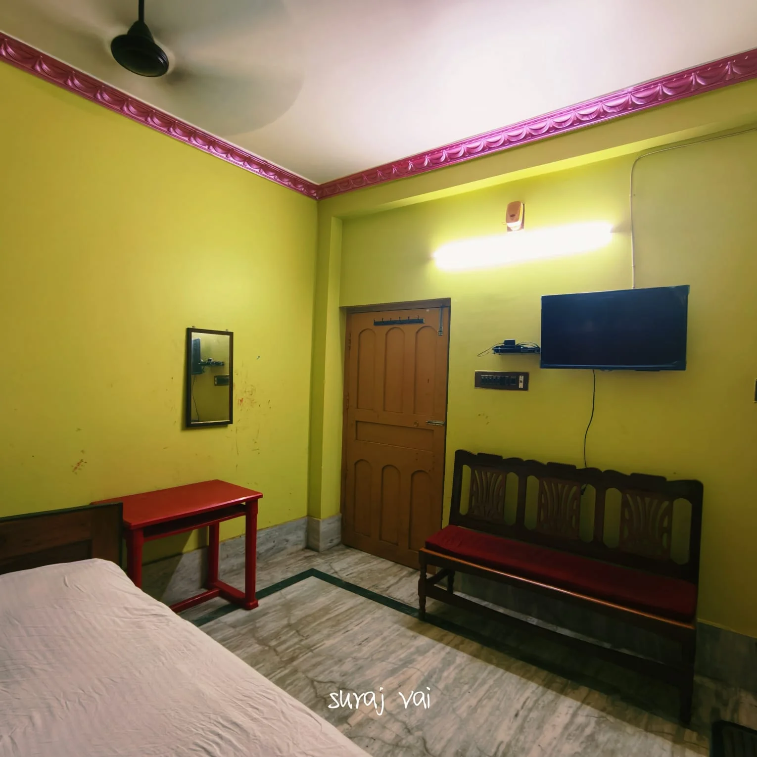 Hotel Dreamland Room Type - Guest Room AC