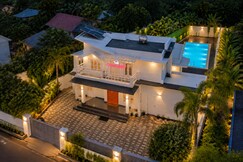 Cool Nest Pool Villa Munnar by VOYE HOMES