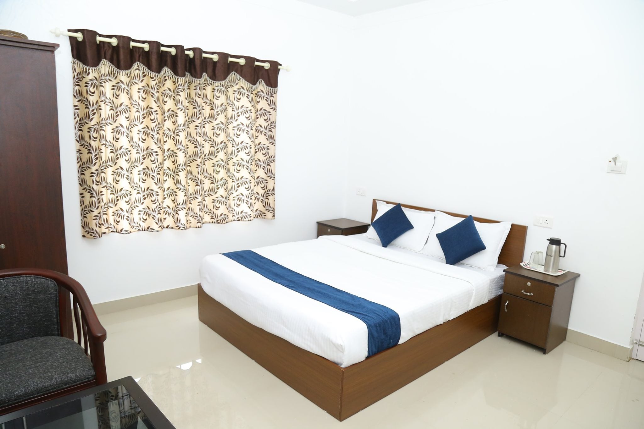 Mammen's Munnar Home Stay - Tap to explore photos