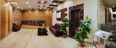 Hotel Shanti Palace