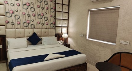 Geet Guest House and Restaurant Room Type - VIP Room AC