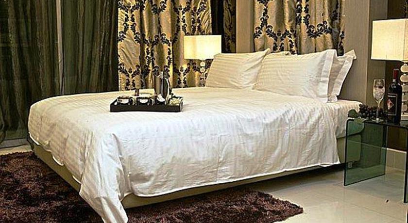 Damas Suites & Residences Kuala Lumpur - Tap to explore photos