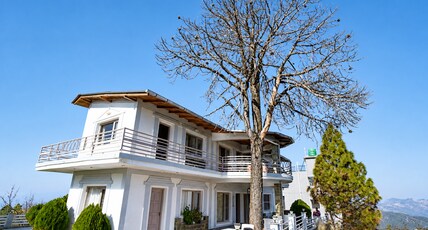 The Pine Villa (4BHK with WiFi & Cook) Room Type - The Pine Villa (4BHK with WiFi & Cook)