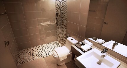 DoubleTree Resort by Hilton Hotel Penang Room Type - TWIN ROOM WITH SOFA BED