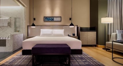 Hilton Kuala Lumpur Room Type - TWIN HILTON EXECUTIVE ROOM