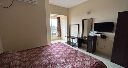 Hill Dale Resort (Crystal Court) Room Type - Deluxe double room AC