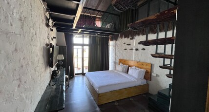 9 Bows - Landour Room Type - Life - Jeevan Room