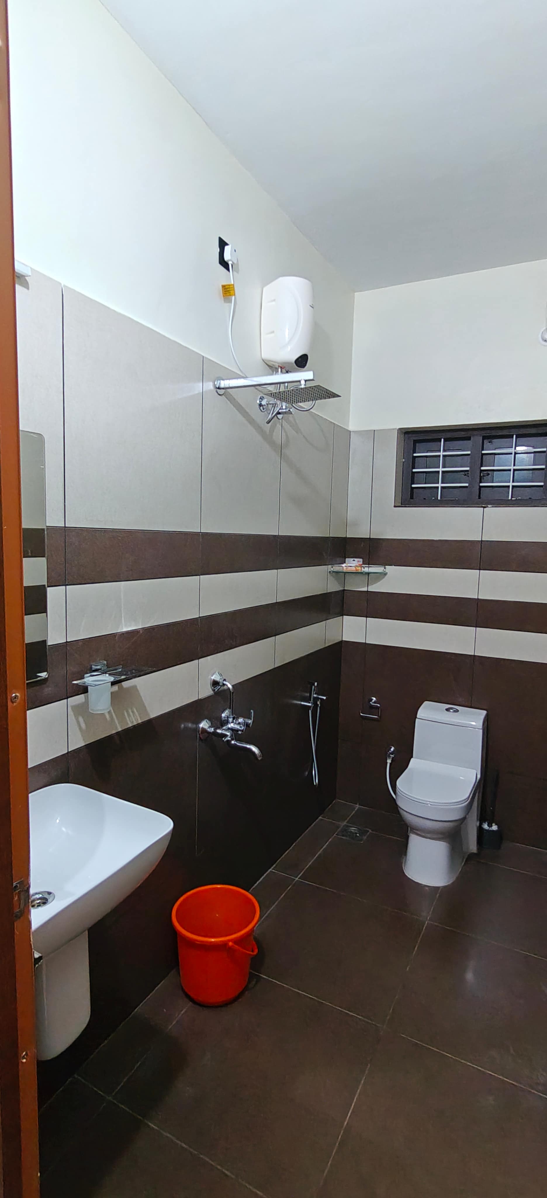 mariout villa - Tap to explore photos