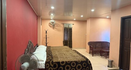 Sun Mount View Room Type - Family Room no view