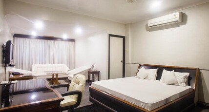 The Galaxy Room Type - Business Executive Room