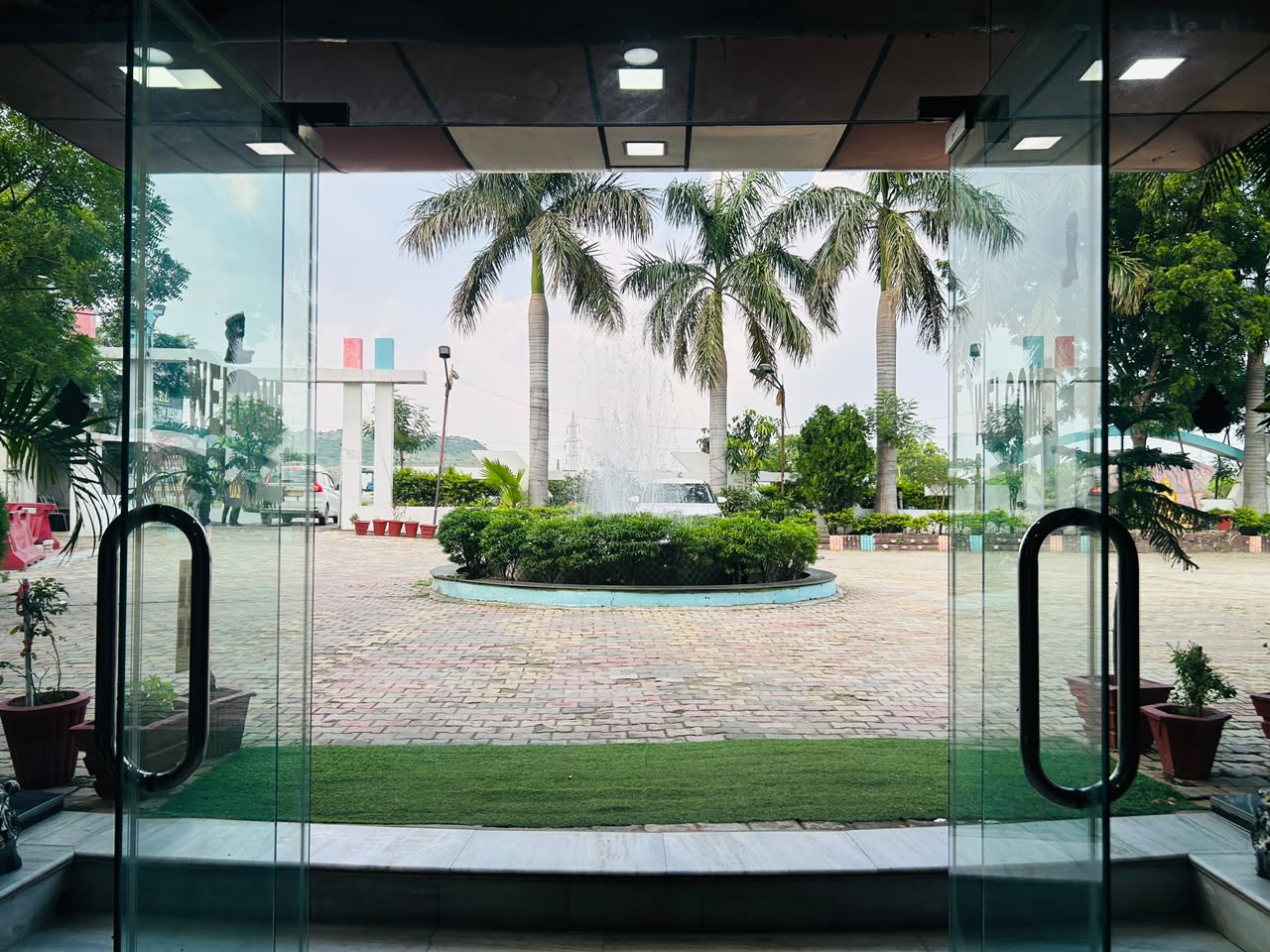 Main gallery