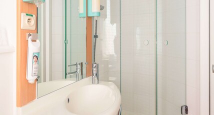 IBIS BRUSSELS CITY CENTRE Room Type - Twin Sweetroom by ibis