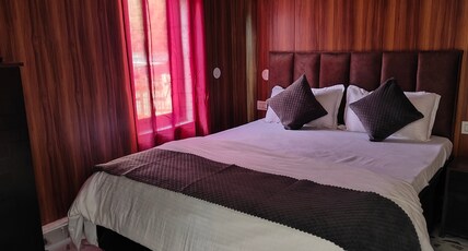 Yellow Divine Stay Near Baglamukhi Room Type - AC Compact Room(106)