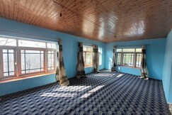 Hotel O Home Mehdi Homestay
