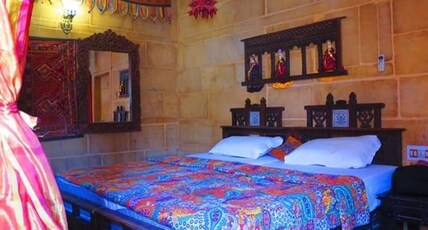 shahi palace hotel Room Type - Superior Room with Fort View.
