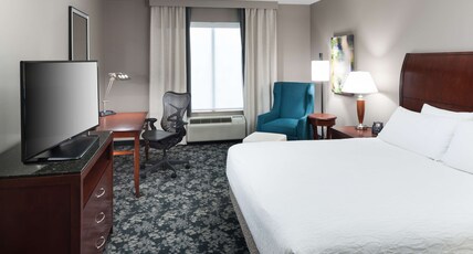 Hilton Garden Inn Frisco Room Type - 1 KING BED