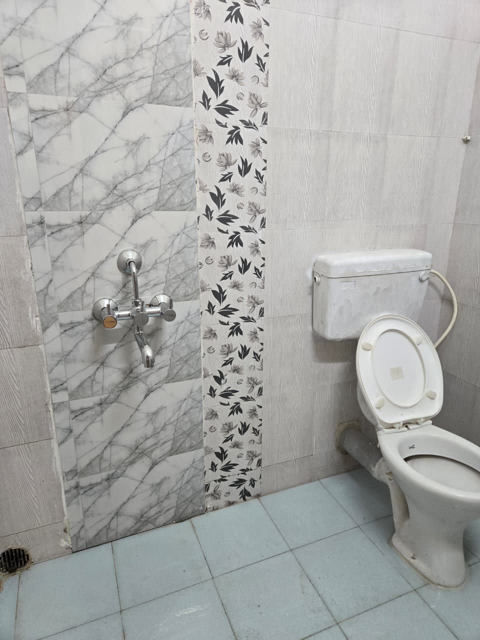 Clover Connect (Near DLF Cyber City,TCS Infocity) - Tap to explore photos
