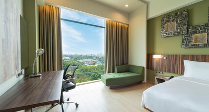 Holiday Inn Cikarang Jababeka Room Type - Standard Room