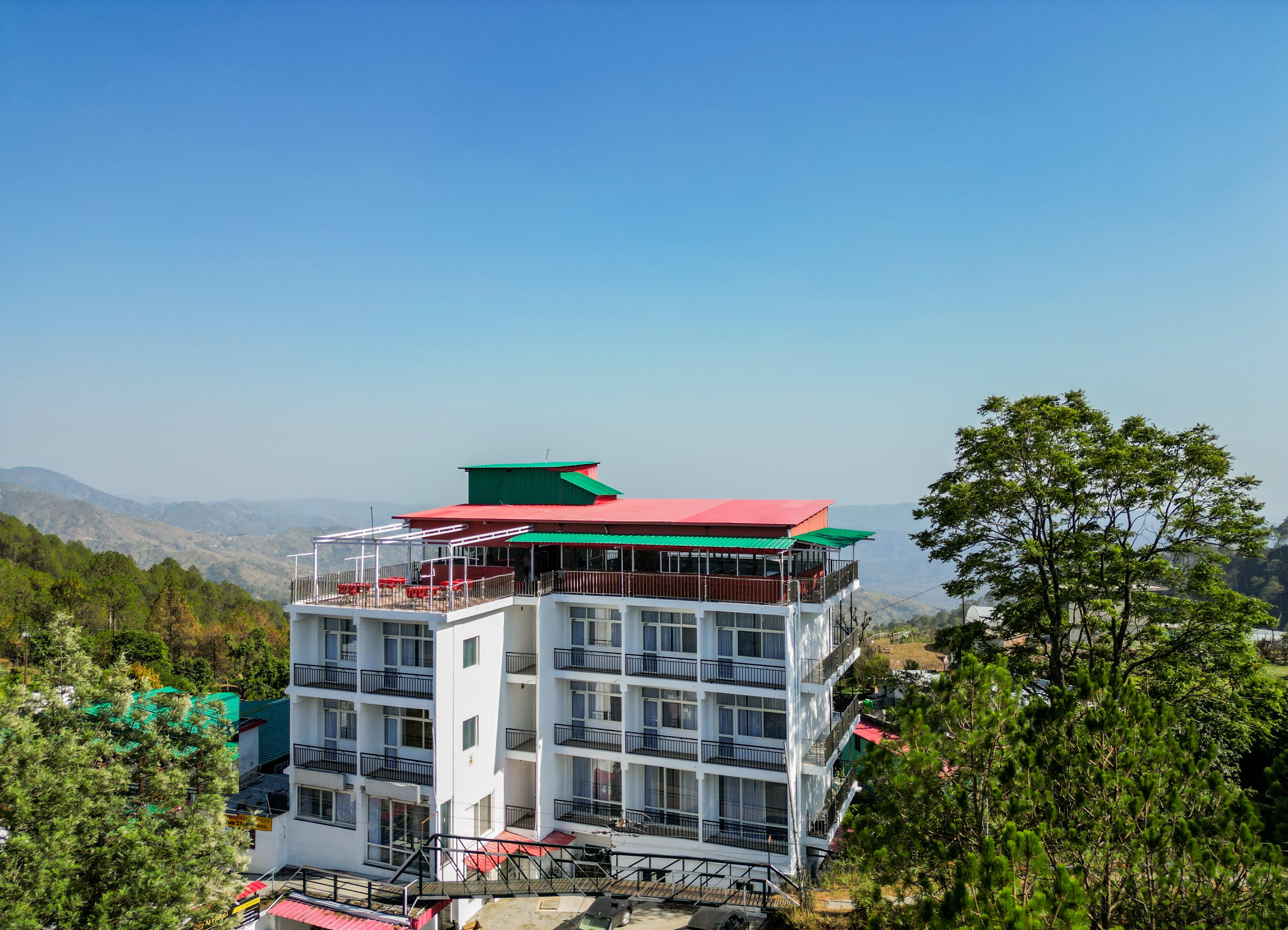 Ai 360 Degree Hotel Lansdowne - Tap to explore photos